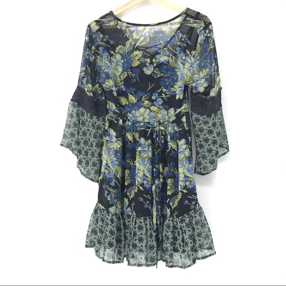 Band of Gypsies Lace Front Mini Dress Floral 8 - Picture 3 of 9